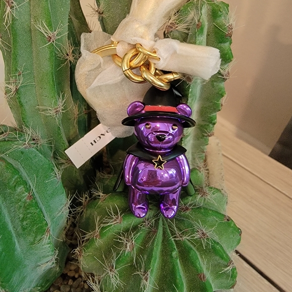 Coach Halloween witch 🧙‍♀️ bear charm - Picture 2 of 7